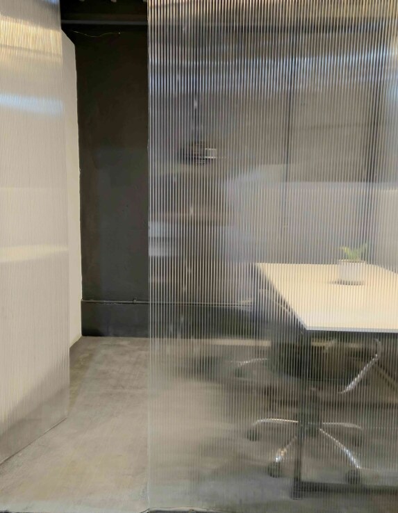 دفتر کار اکونومی